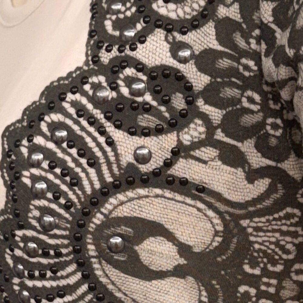 Vintage Cache B & W Sz M Top w/ Stones - Picture 8 of 12